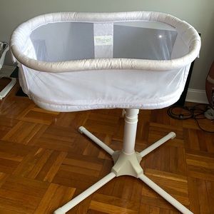 Halo Swivel Bassinet Swivel Sleeper